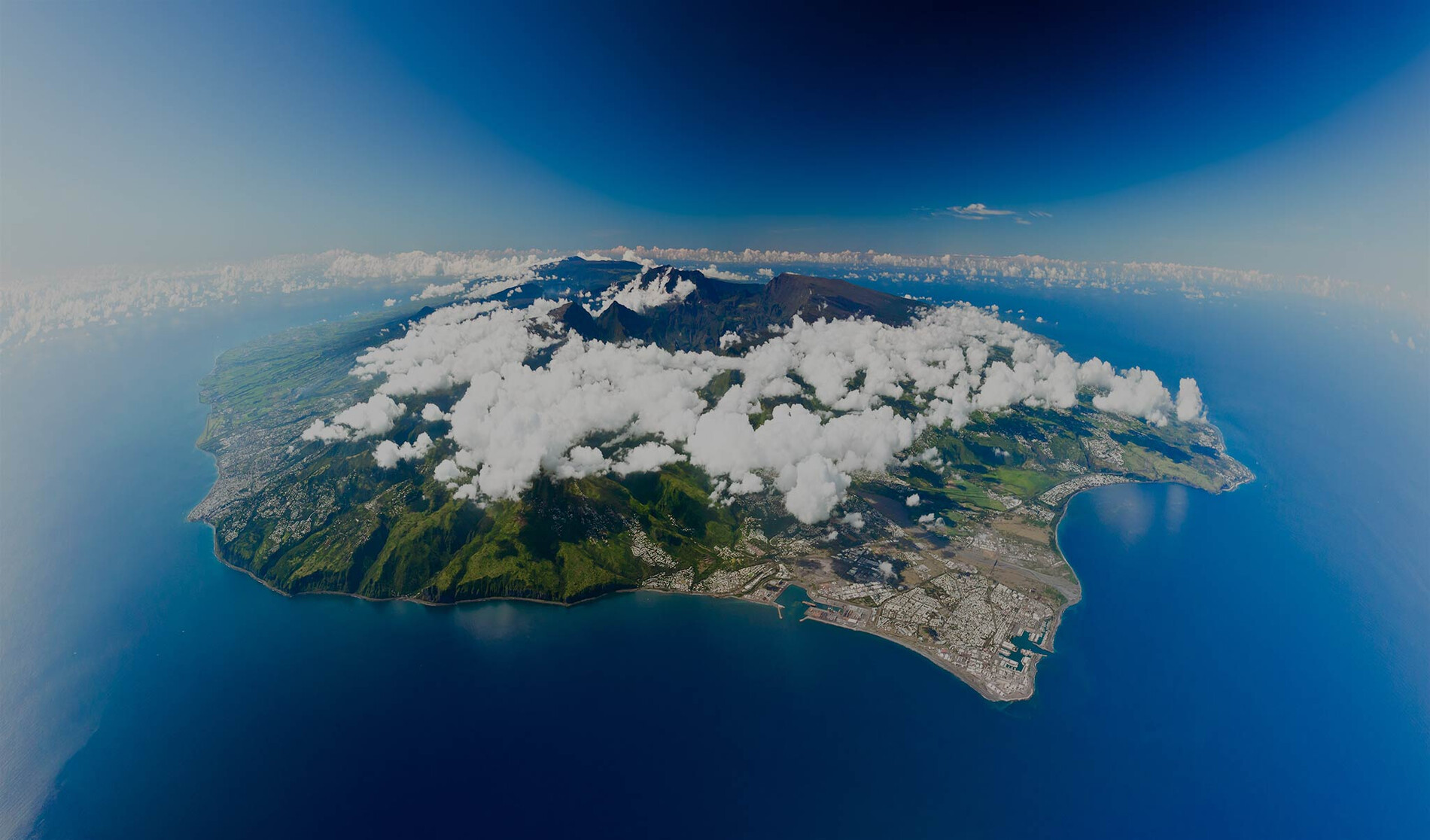 Reunion Island Travel - Where, When, Cost | Rhino Africa