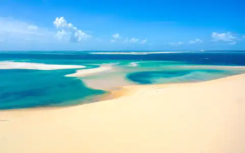 Big 5 to Bare Feet: South Africa & Mozambique Tour