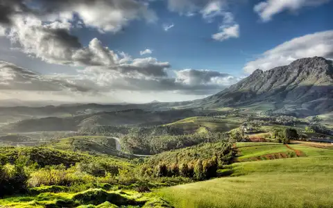 Cape Town, Delta & Victoria Falls Explorer