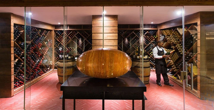Visite algumas das mais belas adegas do mundo enquanto estiver em Stellenbosch