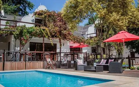 Aan de Oever Guesthouse
