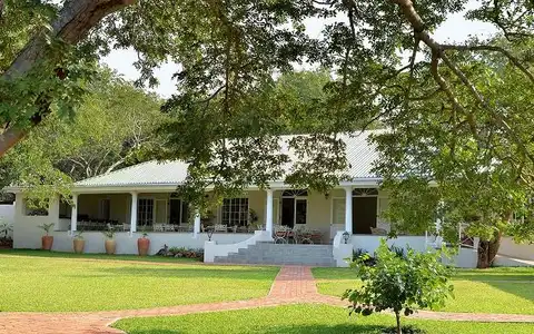 Batonka Guest Lodge 