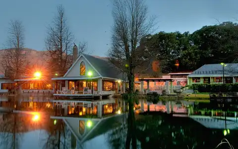 Cleopatra Mountain Farmhouse