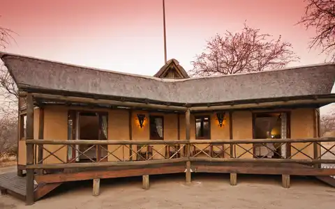 Deception Valley Lodge