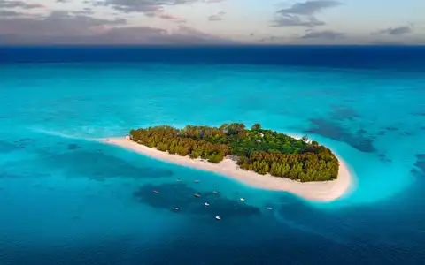 &Beyond Mnemba Island Lodge