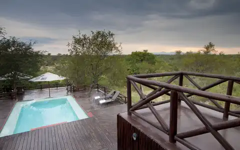 Naledi Bush Lodge