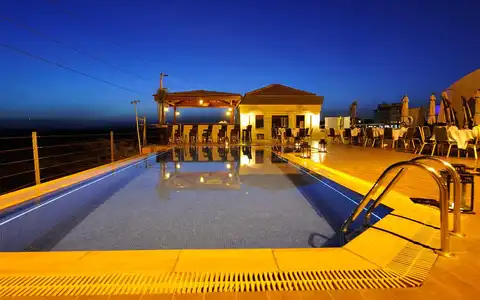 Ole Sereni Hotel