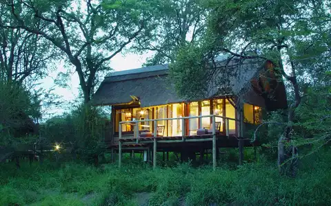 Rhino Post Safari Lodge