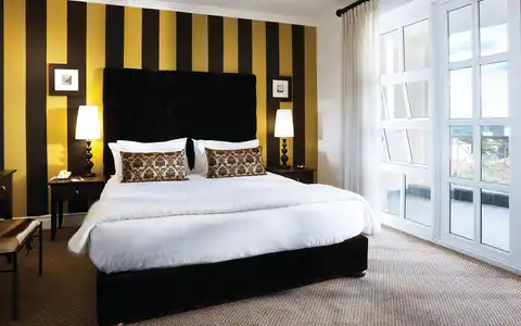 Romney Park Luxury Suites
