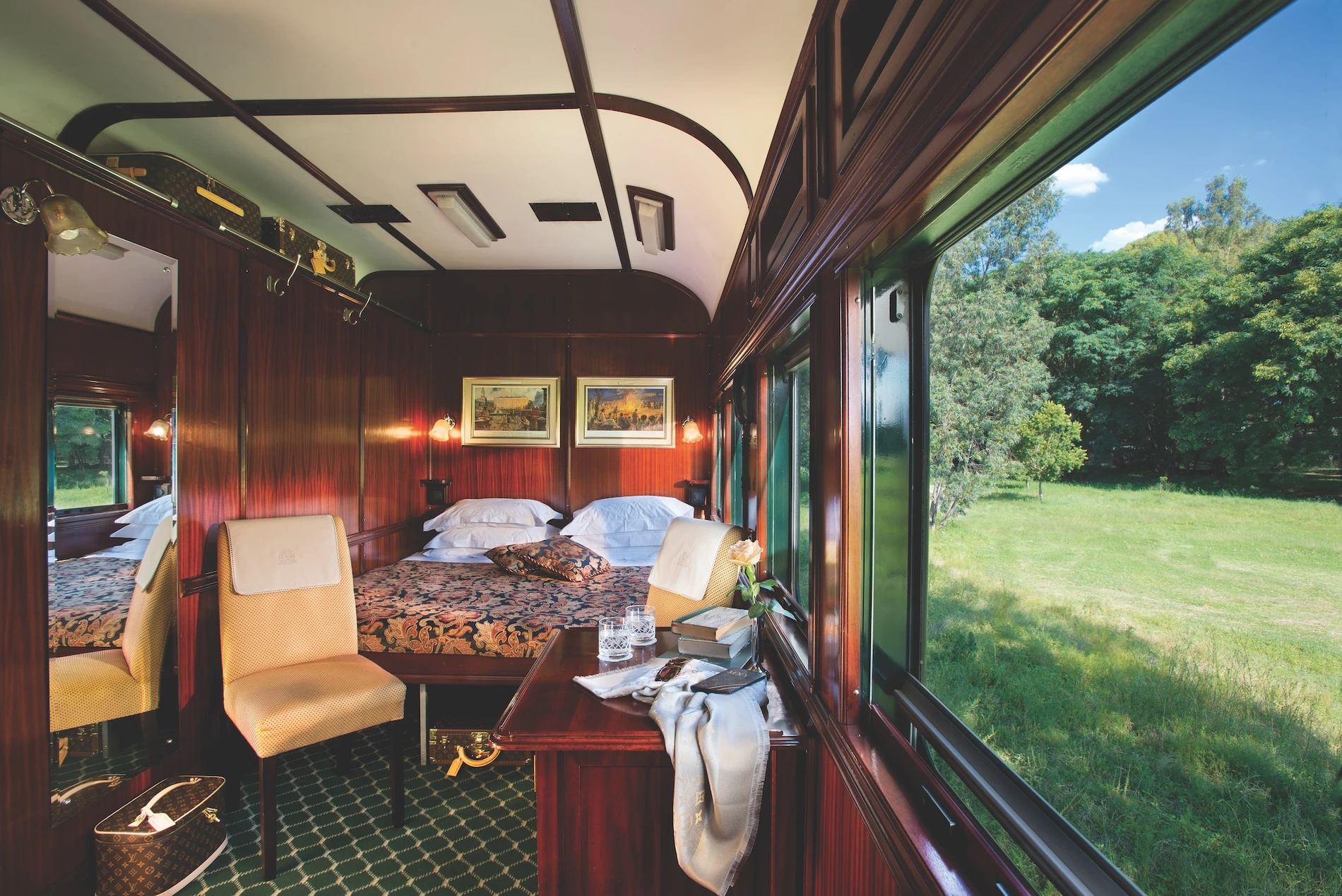 Rovos Rail – Luxury Train in Africa l Rhino Africa