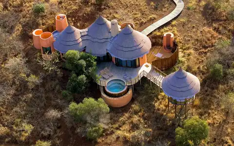 Thanda Safari Lodge