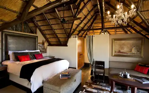 Tshukudu Bush Lodge